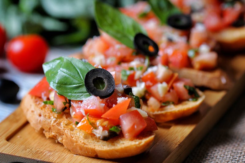 Bruschetta with fresh tomatoes and basil on toasted bread